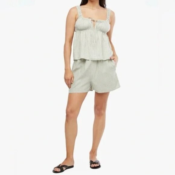 WeWoreWhat Pinstripe Tie-Front Keyhole Linen Cami Tank Top In Sage Size M - Picture 4 of 10